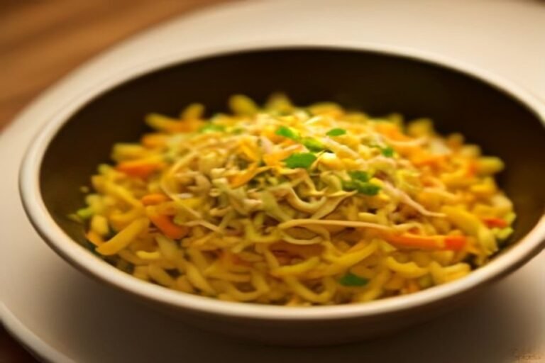Salpicão de frango crocante com batata palha